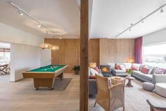 Luxusvilla in Durbuy: Unterkunft fr 20 Personen mit Sauna, Bar und Privatgarten