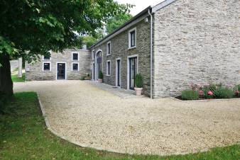 Renoviertes und zum 3-Sterne-Ferienhaus umgebautes Bauernhaus fr 14 Personen in La Roche