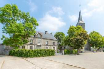 Bezauberndes Ferienhaus fr 21 Personen in Rochefort (Ardennen)