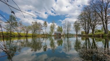                                                         Ferienhuser am Wasser            