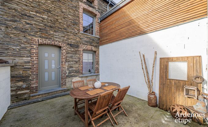 Charmantes Ferienhaus Alle-sur-Semois, 4 Personen, 2 Schlafzimmer mit Badezimmer, Fu�bodenheizung, haustierfreundlich, in der N�he des Nationalparks Semois-Tal