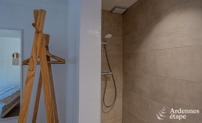 Charmantes Ferienhaus Alle-sur-Semois, 4 Personen, 2 Schlafzimmer mit Badezimmer, Fu�bodenheizung, haustierfreundlich, in der N�he des Nationalparks Semois-Tal