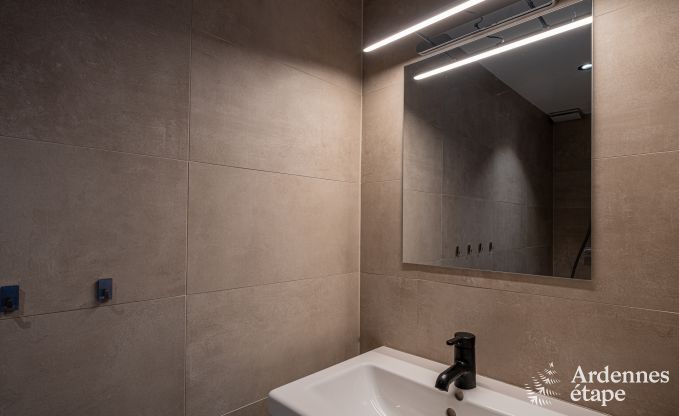 Charmantes Ferienhaus Alle-sur-Semois, 4 Personen, 2 Schlafzimmer mit Badezimmer, Fu�bodenheizung, haustierfreundlich, in der N�he des Nationalparks Semois-Tal