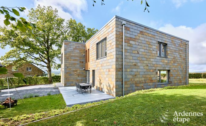 Moderne Ferienwohnung fr 10 Personen in Amel mit 4 Schlafzimmern, 5 Badezimmern, Sauna, Fitnessraum, Spielzimmer und Privatgarten