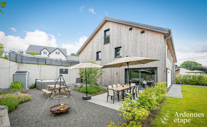 Ferienhaus mit Jacuzzi und Sauna in Amel, Hohes Venn