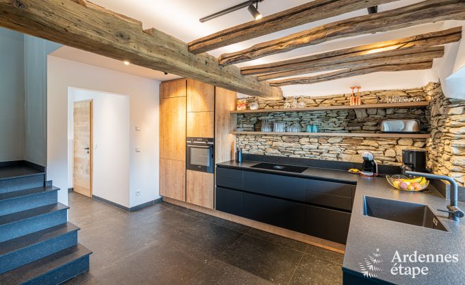Wunderschnes Ferienhaus mit Auenwhirlpool und Sauna in Amel, Hohes Venn