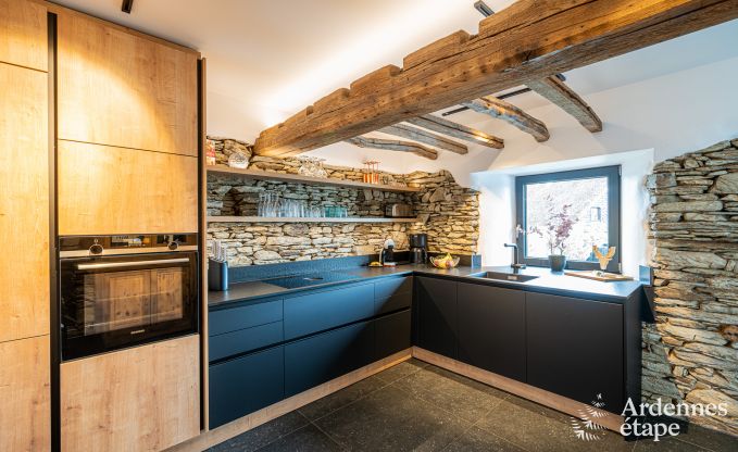 Wundersch�nes Ferienhaus mit Au�enwhirlpool und Sauna in Amel, Hohes Venn