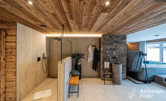Luxuswohnung in Amel: romantischer Aufenthalt fr 4 Personen mit Sauna und Jacuzzi in den Ardennen