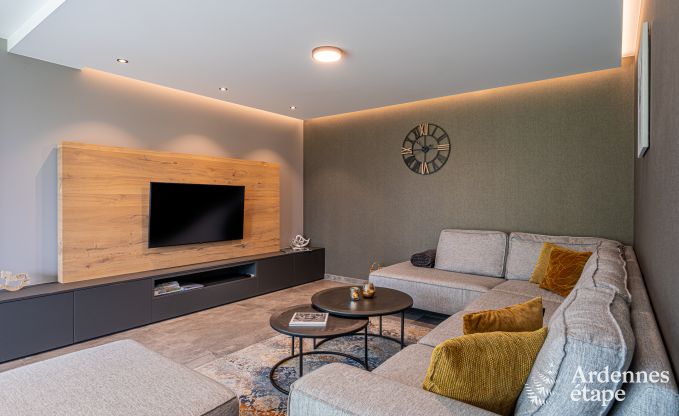 Wunderschnes Ferienhaus mit Auenwhirlpool und Sauna in Amel, Hohes Venn