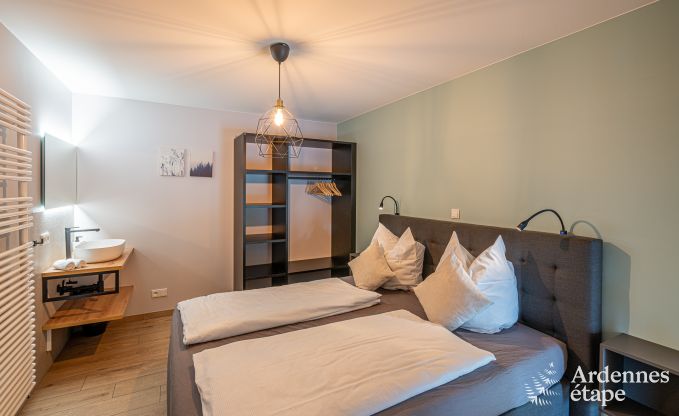 Wunderschnes Ferienhaus mit Auenwhirlpool und Sauna in Amel, Hohes Venn