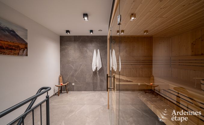 Wunderschnes Ferienhaus mit Auenwhirlpool und Sauna in Amel, Hohes Venn