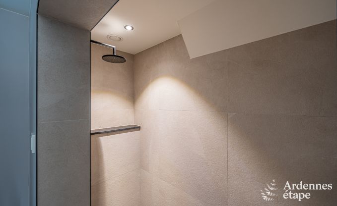 Wunderschnes Ferienhaus mit Auenwhirlpool und Sauna in Amel, Hohes Venn