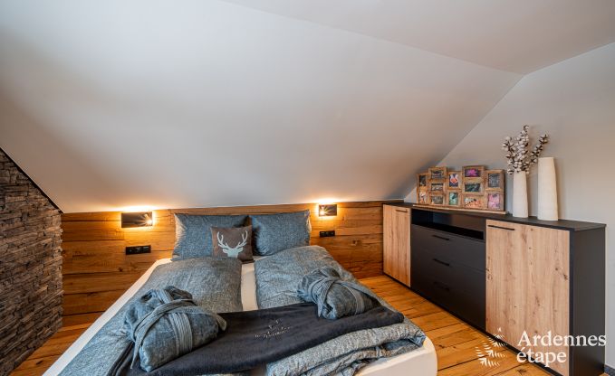 Luxuri�ses Ferienapartment in Amel f�r 2 Personen: romantischer Aufenthalt mit Jacuzzi und Sauna in den Ardennen