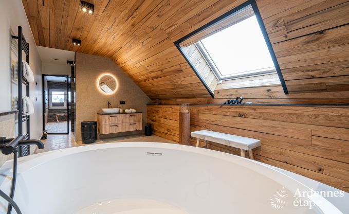 Luxuri�ses Ferienapartment in Amel f�r 2 Personen: romantischer Aufenthalt mit Jacuzzi und Sauna in den Ardennen