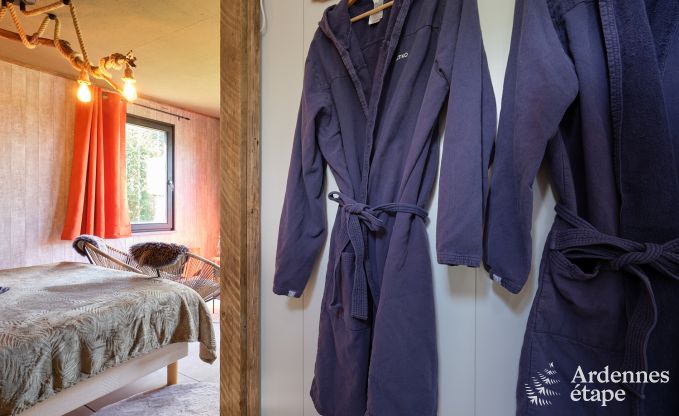 Romantisches Ferienhaus mit Wellness f�r Paare in Andenne