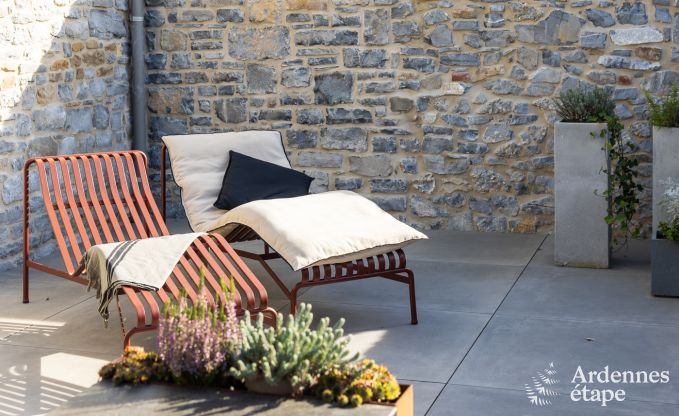 Authentisches Ferienhaus fr 6 Personen in Anhe mit privater Sauna, berdachter Terrasse und luxurisem Interieur