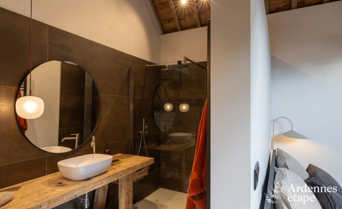 Authentisches Ferienhaus fr 6 Personen in Anhe mit privater Sauna, berdachter Terrasse und luxurisem Interieur