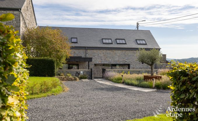 Authentisches Ferienhaus fr 6 Personen in Anhe mit privater Sauna, berdachter Terrasse und luxurisem Interieur