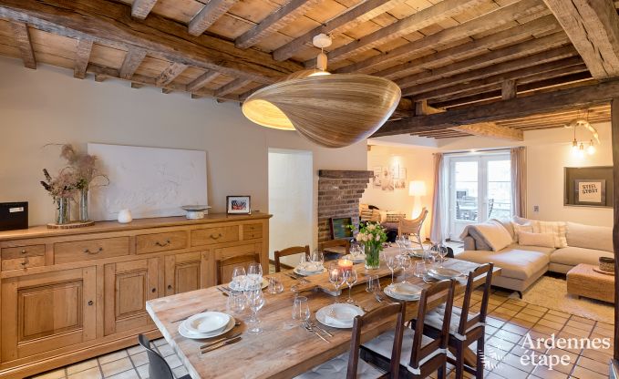 Charmantes Ferienhaus in Anthisnes: 8 Personen, beheizter Pool, 4 Schlafzimmer, haustierfreundlich