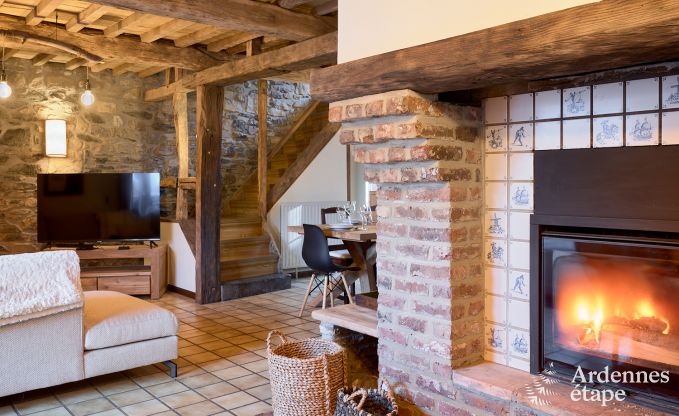 Charmantes Ferienhaus in Anthisnes: 8 Personen, beheizter Pool, 4 Schlafzimmer, haustierfreundlich