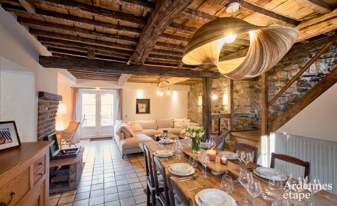 Charmantes Ferienhaus in Anthisnes: 8 Personen, beheizter Pool, 4 Schlafzimmer, haustierfreundlich