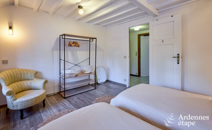 Charmantes Ferienhaus in Anthisnes: 8 Personen, beheizter Pool, 4 Schlafzimmer, haustierfreundlich