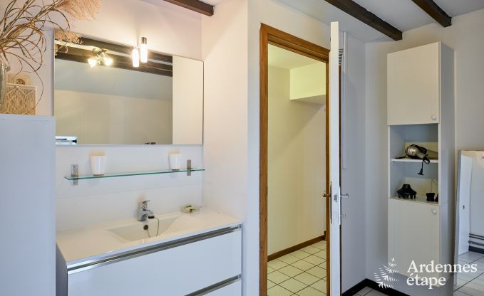 Charmantes Ferienhaus in Anthisnes: 8 Personen, beheizter Pool, 4 Schlafzimmer, haustierfreundlich