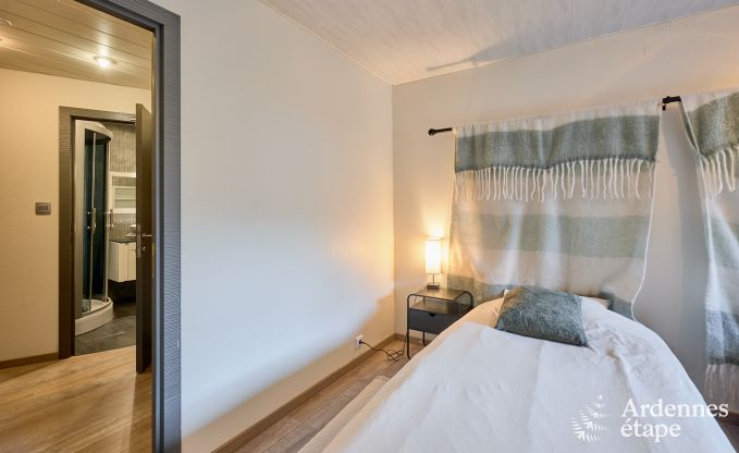 Charmantes Ferienhaus in Anthisnes: 8 Personen, beheizter Pool, 4 Schlafzimmer, haustierfreundlich