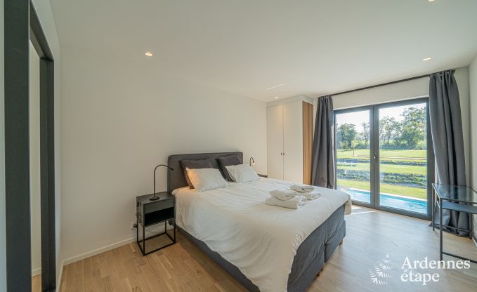 Luxusvilla mit Pool und Sauna in Assesse, Ardennen