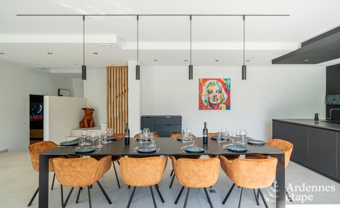 Luxusvilla mit Pool und Sauna in Assesse, Ardennen