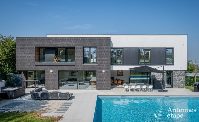 Luxusvilla mit Pool und Sauna in Assesse, Ardennen