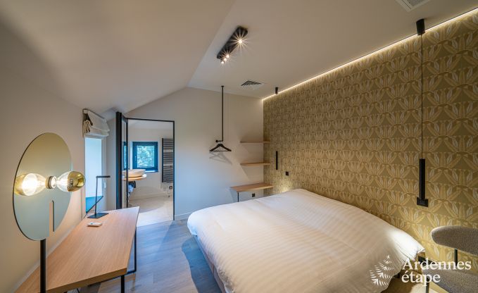 Luxuri�ses Schloss mit Pool und Wellness in Aubel, Ardennen