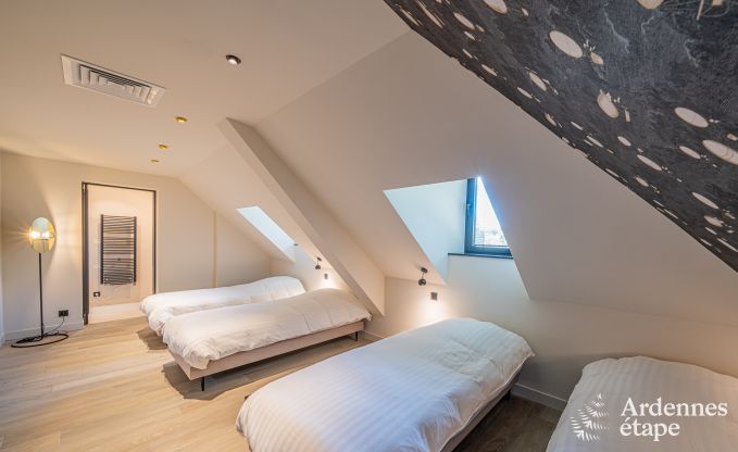 Luxuri�ses Schloss mit Pool und Wellness in Aubel, Ardennen