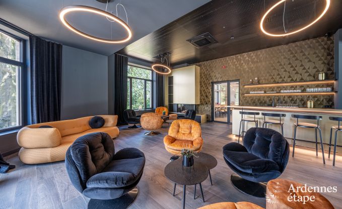 Luxuri�ses Schloss mit Pool und Wellness in Aubel, Ardennen