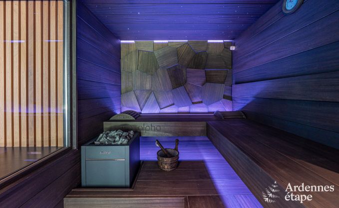 Luxuri�ses Schloss mit Pool und Wellness in Aubel, Ardennen