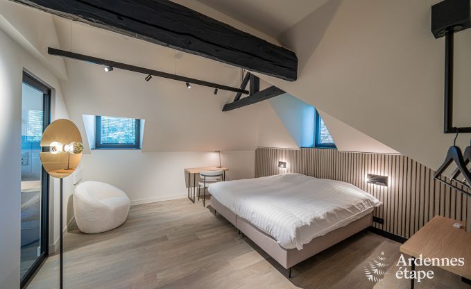 Luxuri�ses Schloss mit Pool und Wellness in Aubel, Ardennen