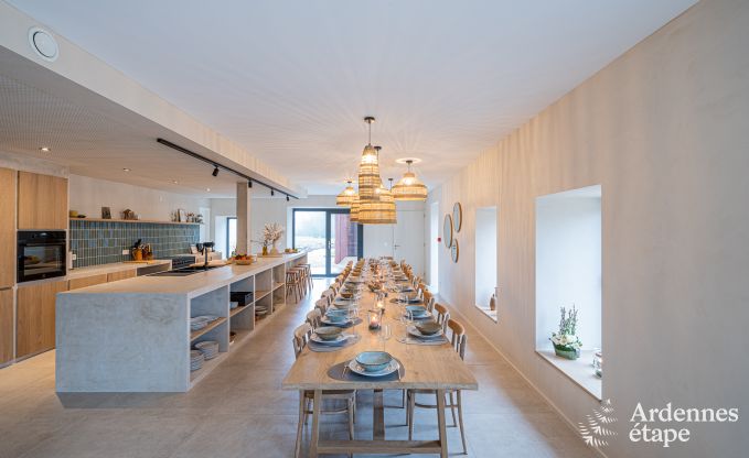 Groes Ferienhaus in Aubel: ideal fr 30 Personen mit Pool und umfangreichen Einrichtungen