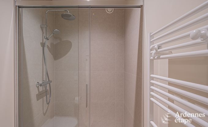 Groes Ferienhaus in Aubel: ideal fr 30 Personen mit Pool und umfangreichen Einrichtungen