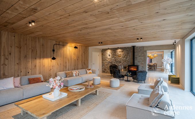 Groes Ferienhaus in Aubel: ideal fr 30 Personen mit Pool und umfangreichen Einrichtungen