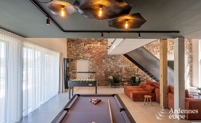 Groes Ferienhaus in Aubel: ideal fr 30 Personen mit Pool und umfangreichen Einrichtungen