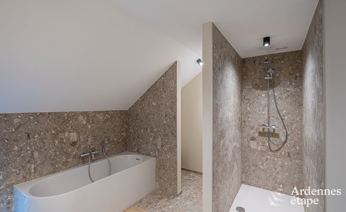 Groes Ferienhaus in Aubel: ideal fr 30 Personen mit Pool und umfangreichen Einrichtungen