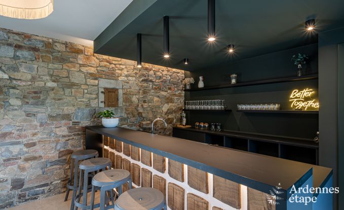 Groes Ferienhaus in Aubel: ideal fr 30 Personen mit Pool und umfangreichen Einrichtungen