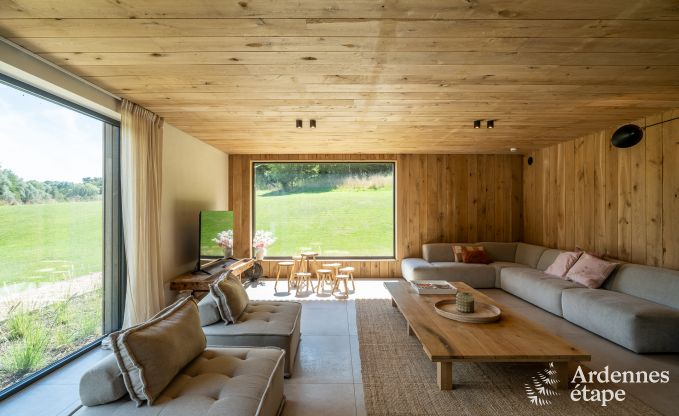 Ger�umiges Ferienhaus am Wasser in Aubel f�r 21 Personen mit 9 Schlaf- und Badezimmern, Hallenbad und Privatgarten