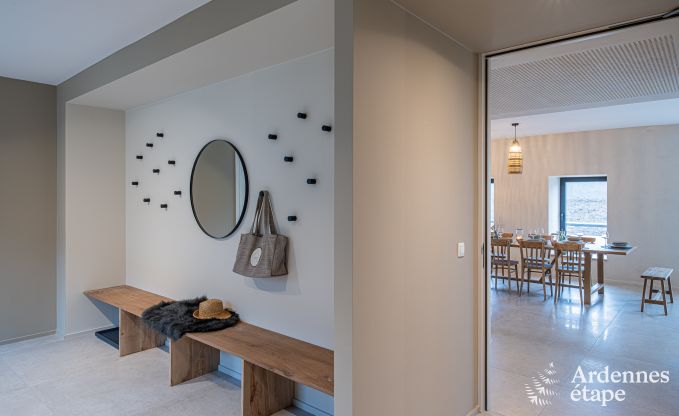 Ger�umiges Ferienhaus am Wasser in Aubel f�r 21 Personen mit 9 Schlaf- und Badezimmern, Hallenbad und Privatgarten