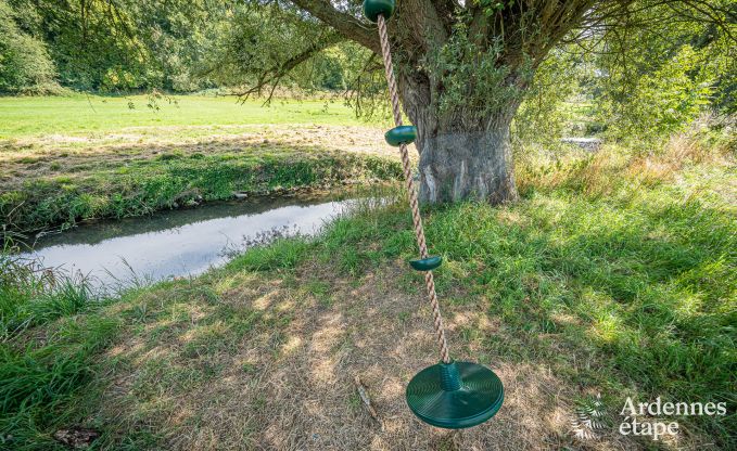 Ger�umiges Ferienhaus am Wasser in Aubel f�r 21 Personen mit 9 Schlaf- und Badezimmern, Hallenbad und Privatgarten