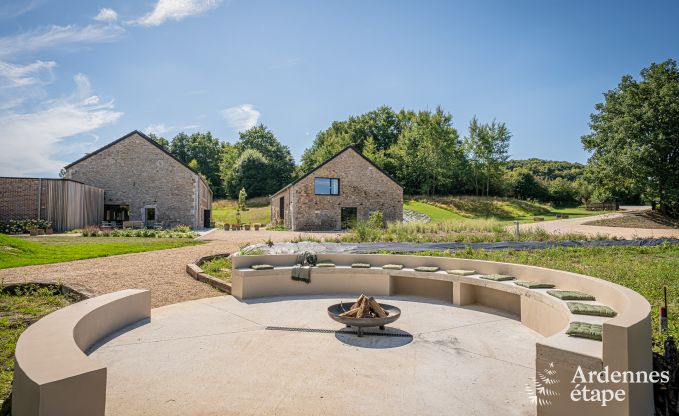 Ger�umiges Ferienhaus am Wasser in Aubel f�r 21 Personen mit 9 Schlaf- und Badezimmern, Hallenbad und Privatgarten