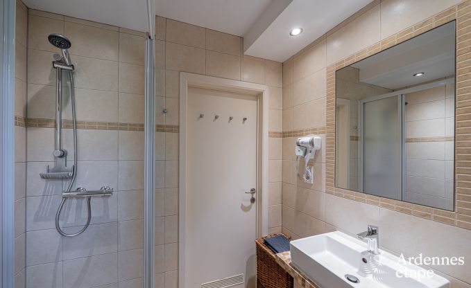 Komfortables Chalet f�r 5 Personen in Aywaille mit 2 Schlafzimmern, privater Terrasse und Garten