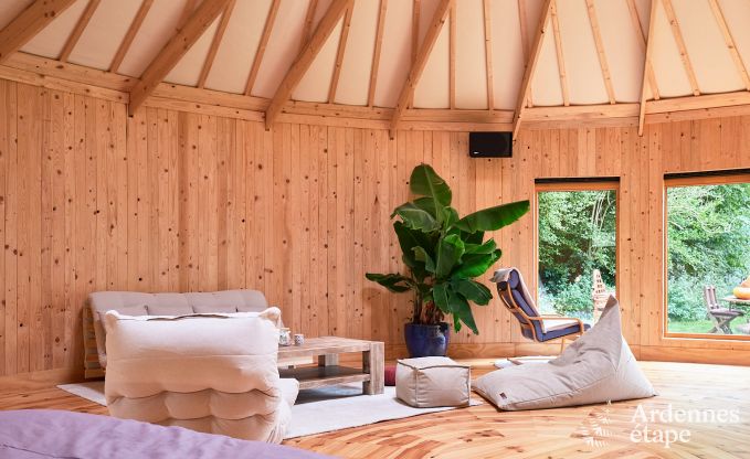 Ger�umige Jurte f�r 4 Personen in Aywaille mit Holzpelletofen und Privatgarten mit Terrasse