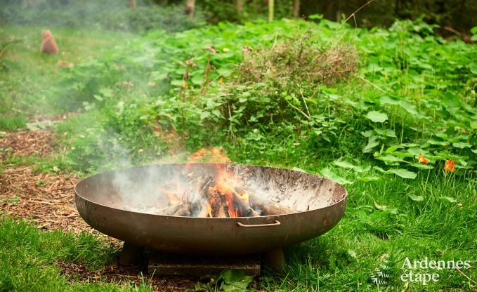 Ger�umige Jurte f�r 4 Personen in Aywaille mit Holzpelletofen und Privatgarten mit Terrasse