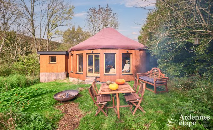 Ger�umige Jurte f�r 4 Personen in Aywaille mit Holzpelletofen und Privatgarten mit Terrasse